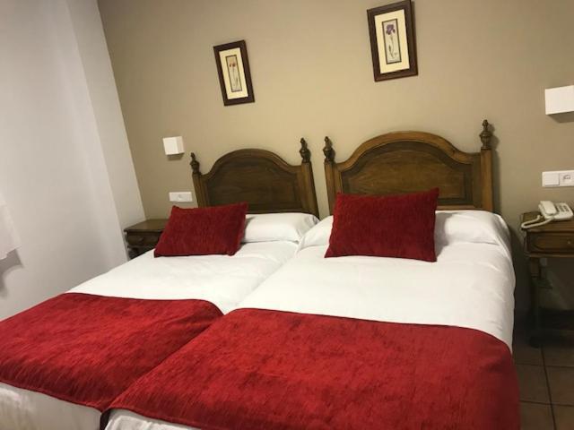 Hotel Patri Уэскар Экстерьер фото